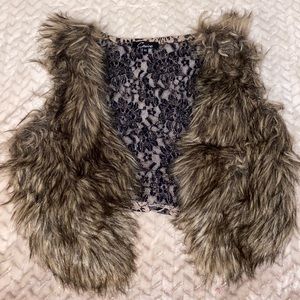 Fur vest